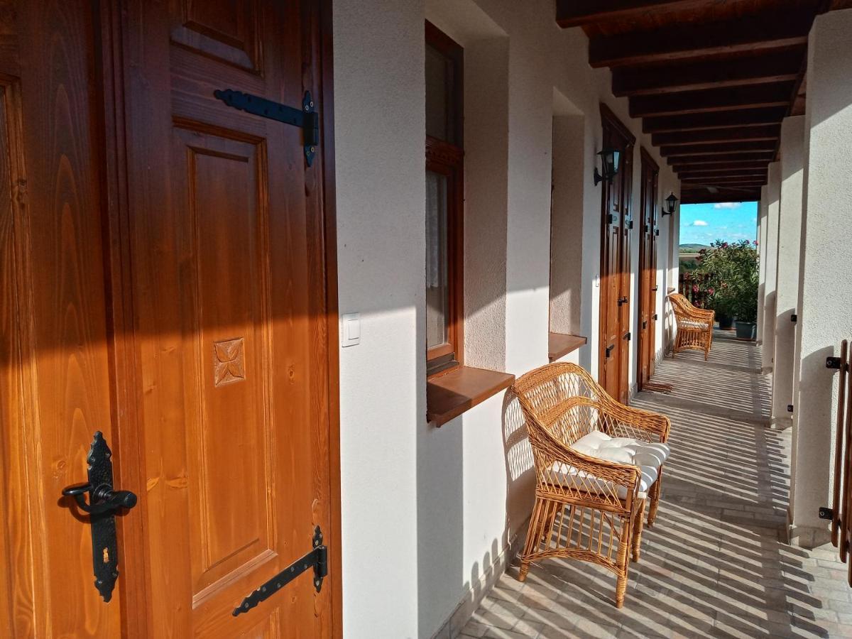 Tokaj Hill Panorama Guesthouse Szerencs Bagian luar foto